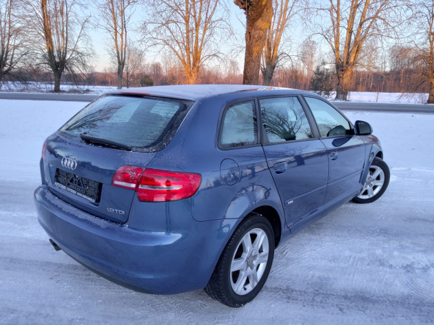 Audi A3 1.9TDi 77kW 5d.Sportback 05.09` - attēls 4