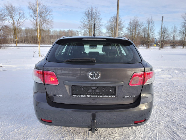 Toyota Avensis 2.2D4D 110kW 10.10` - attēls 7