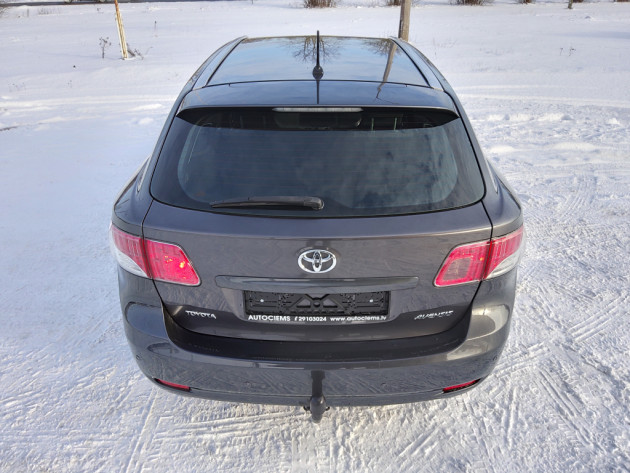 Toyota Avensis 2.2D4D 110kW 10.10` - attēls 10