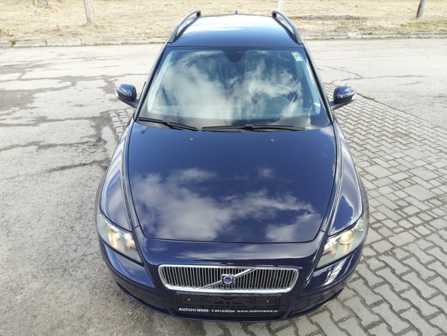 Volvo V50 2.4D5 132kW automatic 03.07` - attēls 5