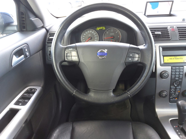 Volvo V50 2.4D5 132kW automatic 03.07` - attēls 15