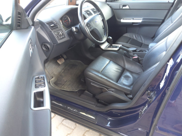 Volvo V50 2.4D5 132kW automatic 03.07` - attēls 11
