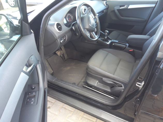 Audi A3 2.0TDi 103kW automāts,5 d,02.10` - attēls 11