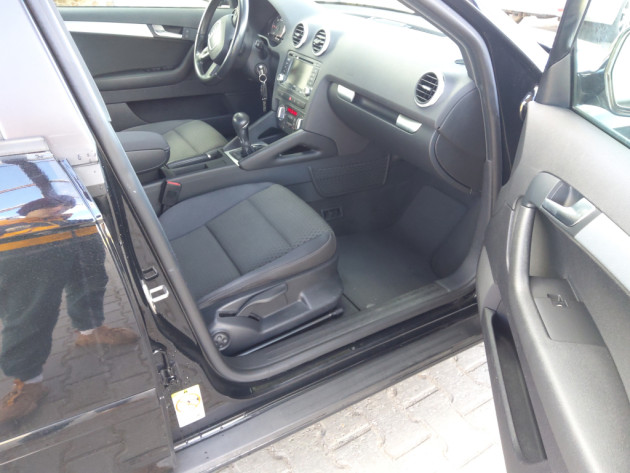 Audi A3 2.0TDi 103kW automāts,5 d,02.10` - attēls 21