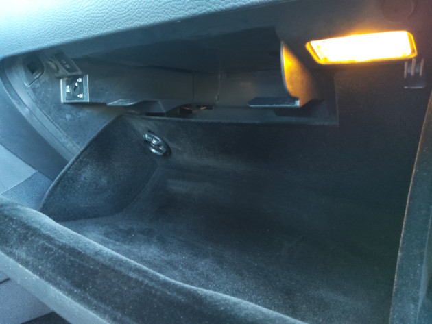 VW GolfVI 2.0 TDI 6ātr.Highline03.11` - attēls 18
