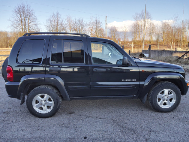 Jeep Cherokee - attēls 8