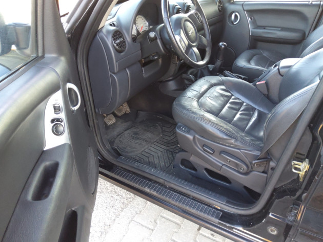 Jeep Cherokee - attēls 10