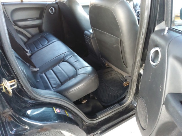 Jeep Cherokee - attēls 19