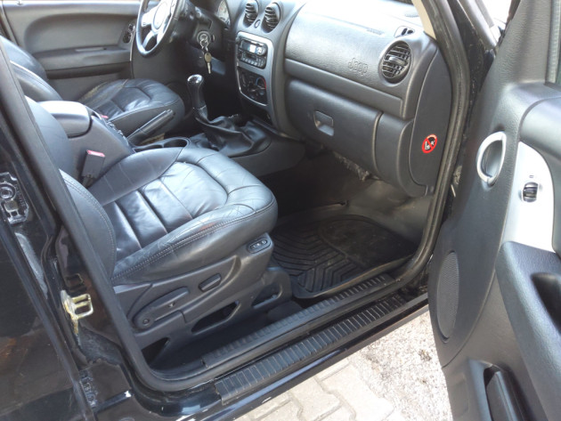 Jeep Cherokee - attēls 16