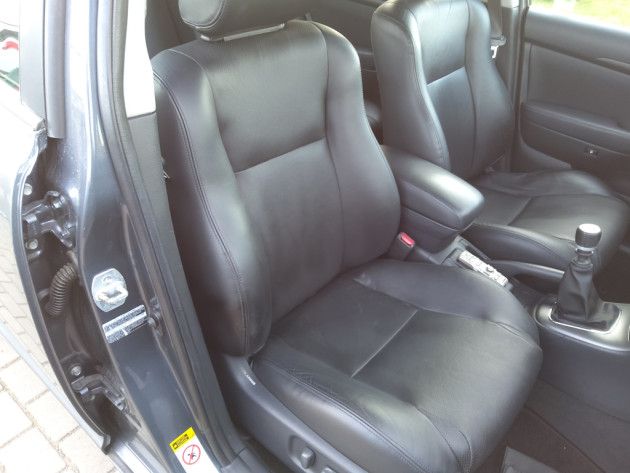 Toyota Avensis 2.2D-4D110kw Executive 09.06` - attēls 16