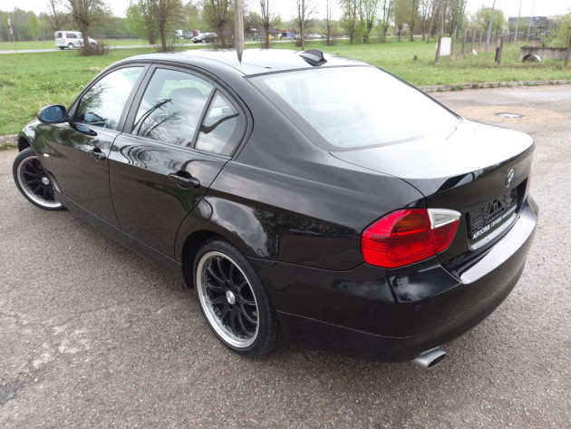 BMW 320d 6ātr Lifestyle 03.08` - attēls 2