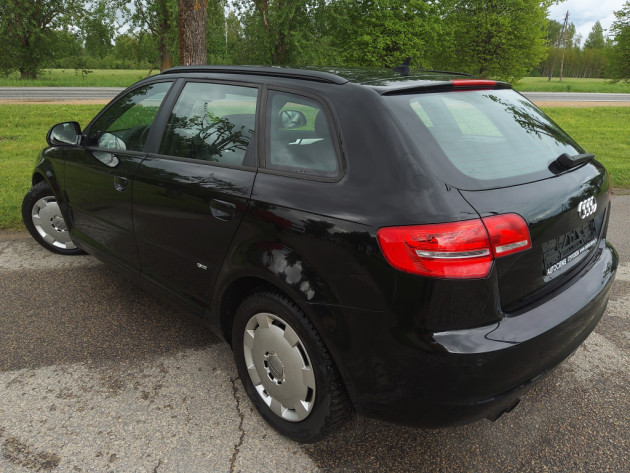 Audi A3 2.0TDi 103kW automāts,5 d,02.10` - attēls 2