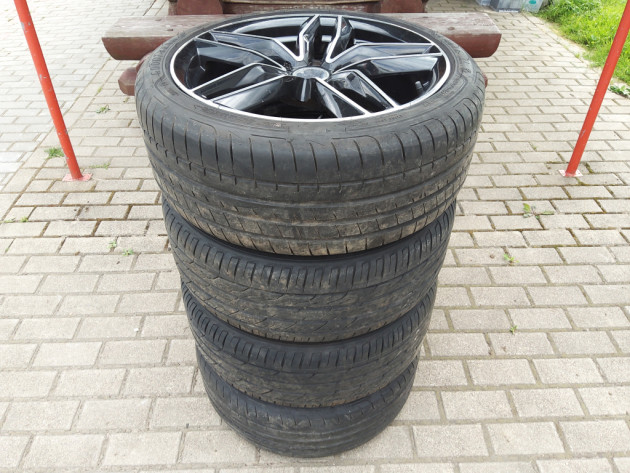 Audi A4 - attēls 2
