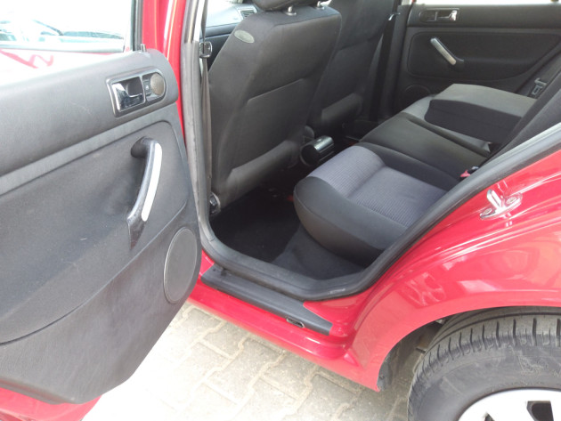 VW Golf IV 1.9TDi - attēls 24