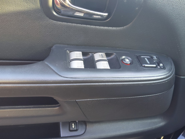 Honda CR-V 2.2 CTDi Executive 10.06` - attēls 12
