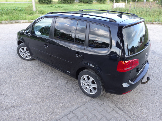 VW Touran 2.0TDi 103kW,6ātr.,10.13` - attēls 4