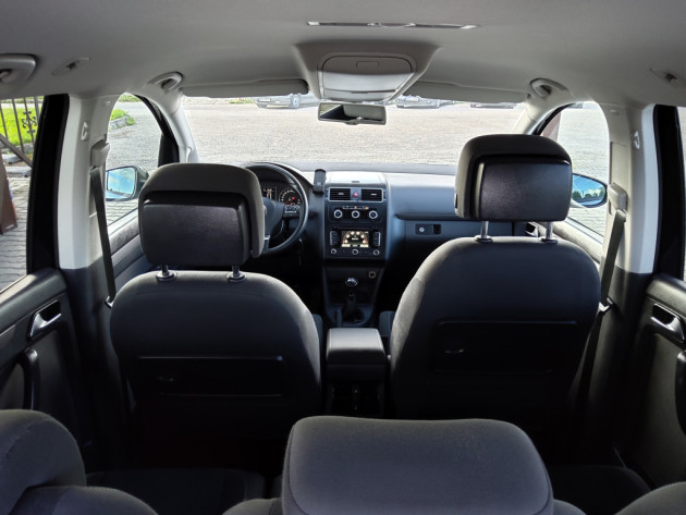 VW Touran 2.0TDi 103kW,6ātr.,10.13` - attēls 23