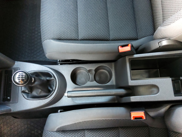 VW Touran 2.0TDi 103kW,6ātr.,10.13` - attēls 14