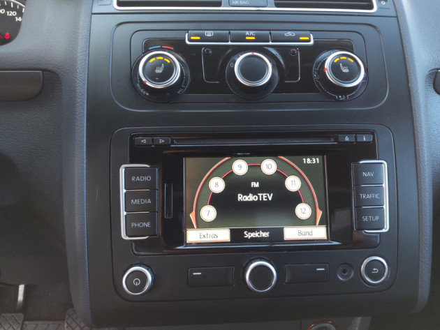 VW Touran 2.0TDi 103kW,6ātr.,10.13` - attēls 19