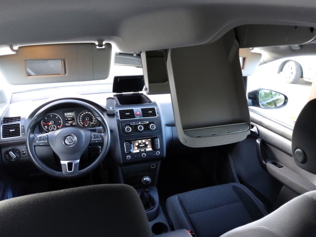 VW Touran 2.0TDi 103kW,6ātr.,10.13` - attēls 16