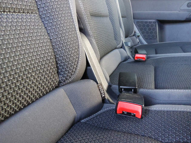 VW Touran 2.0TDi 103kW,6ātr.,10.13` - attēls 22