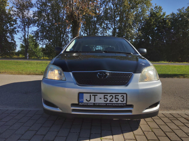 Toyota Corolla 2.0D4D 81kW,5durv.,04.02` - attēls 9