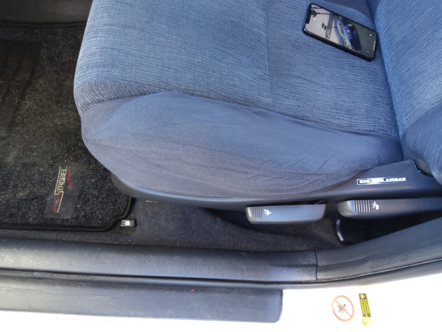 Toyota Corolla 2.0D4D 81kW,5durv.,04.02` - attēls 14