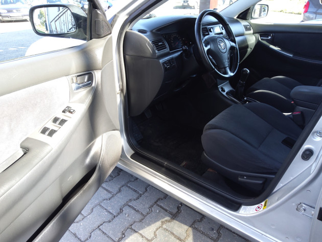 Toyota Corolla 2.0D4D 81kW,5durv.,04.02` - attēls 11