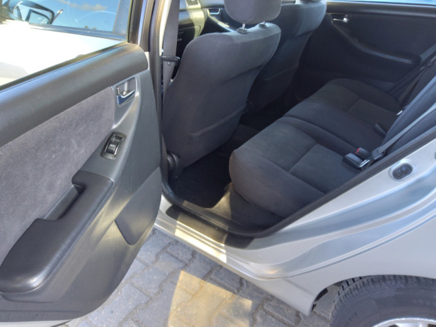 Toyota Corolla 2.0D4D 81kW,5durv.,04.02` - attēls 21