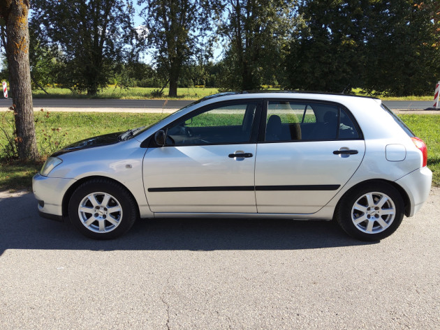 Toyota Corolla 2.0D4D 81kW,5durv.,04.02` - attēls 5