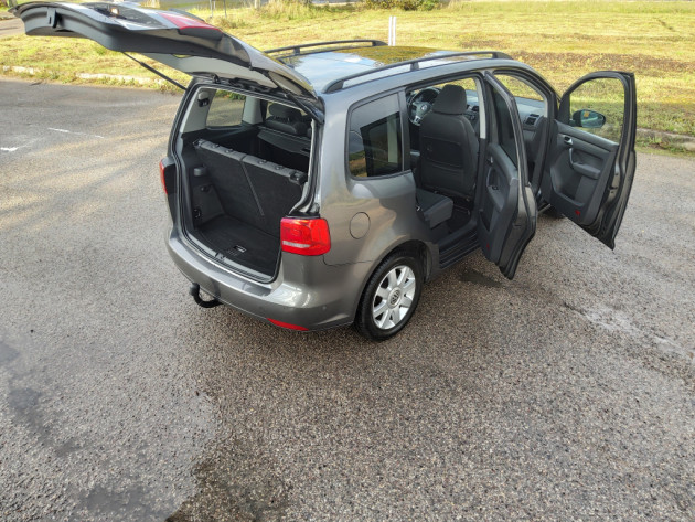 VW Touran 1.6TDI 77kw 7vietas 07.11` - attēls 11