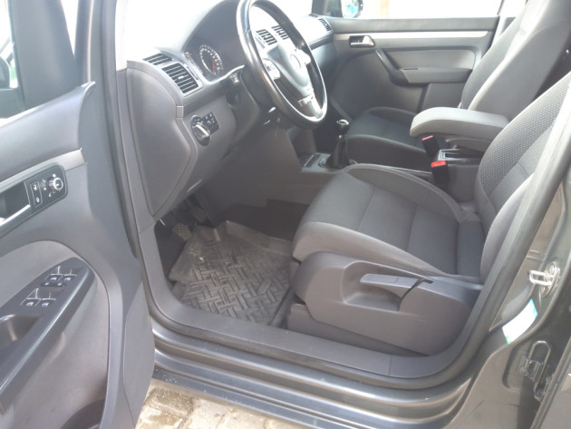 VW Touran 1.6TDI 77kw 7vietas 07.11` - attēls 12