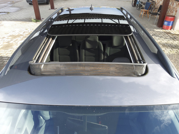 VW Touran 1.6TDI 77kw 7vietas 07.11` - attēls 27