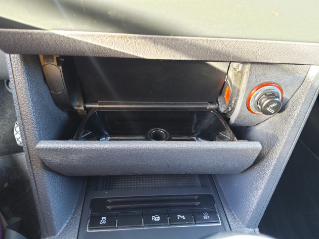 VW Touran 1.6TDI 77kw 7vietas 07.11` - attēls 22