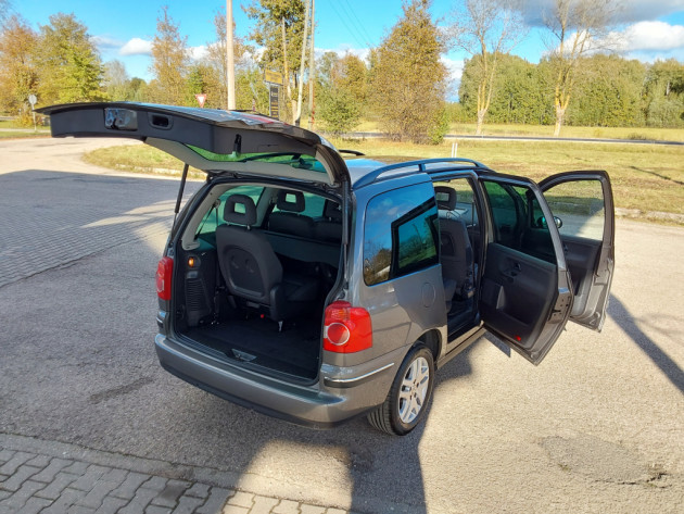 VW Sharan 2.0TDi 103kW Pacific 07.07` - attēls 11
