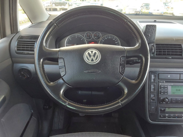 VW Sharan 2.0TDi 103kW Pacific 07.07` - attēls 15