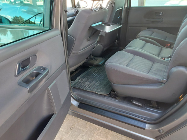 VW Sharan 2.0TDi 103kW Pacific 07.07` - attēls 21