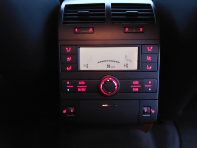VW Phaeton Long 3.0D171kW4X4 07.08` - attēls 22