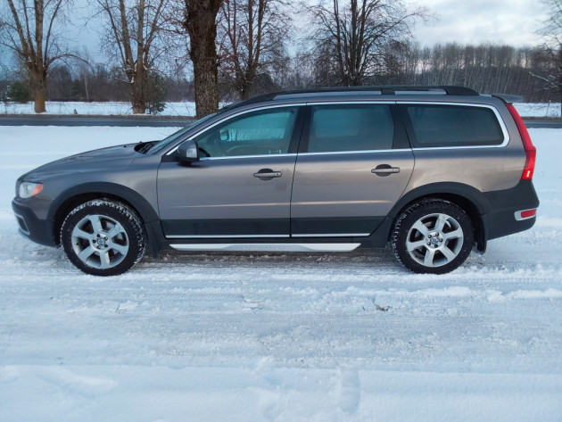 Volvo XC70 Summum autom,2.4D5 10.07` - attēls 6