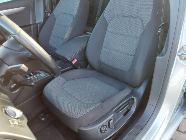 VW Passat  Executive 1.6TDi 77kW 03.13` - attēls 12