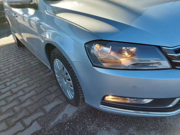 VW Passat  Executive 1.6TDi 77kW 03.13` - attēls 32