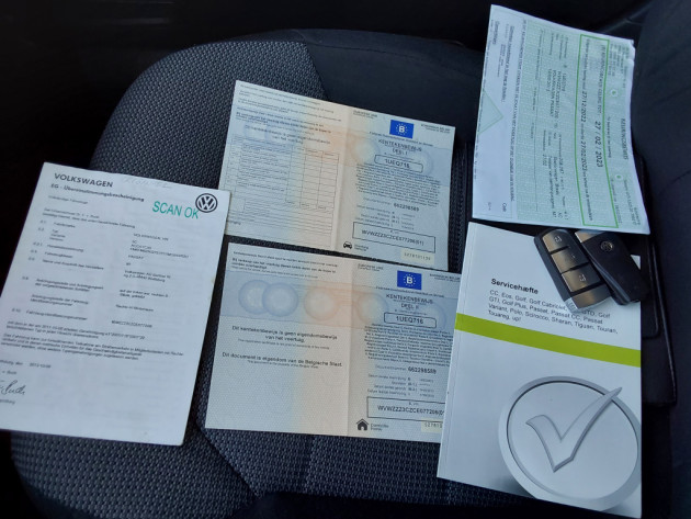 VW Passat  Executive 1.6TDi 77kW 03.13` - attēls 25