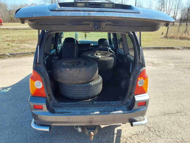 Hyundai Terracan 2.9 CRDi 04g.autom.kārb. - attēls 17