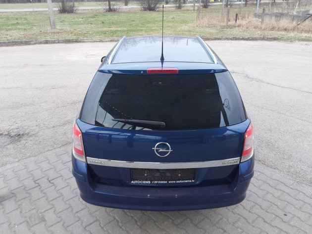 Opel Astra Car Cosmo1.9CDTi 110kW 05.08` - attēls 8