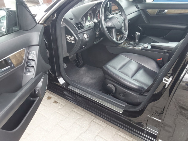 Mercedes C250 2.2DCi Avantgarde automatic,08.09` - attēls 12