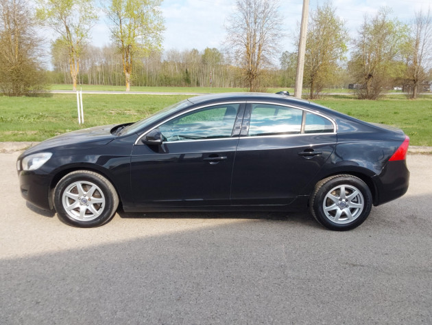 Volvo S60 2.4D5 autom.151kW 11.10` - attēls 8
