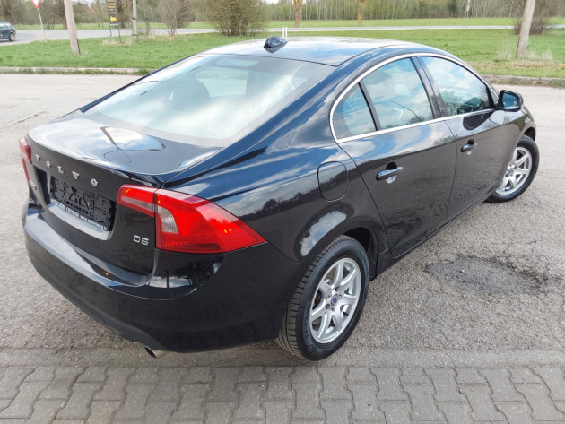 Volvo S60 2.4D5 autom.151kW 11.10` - attēls 4