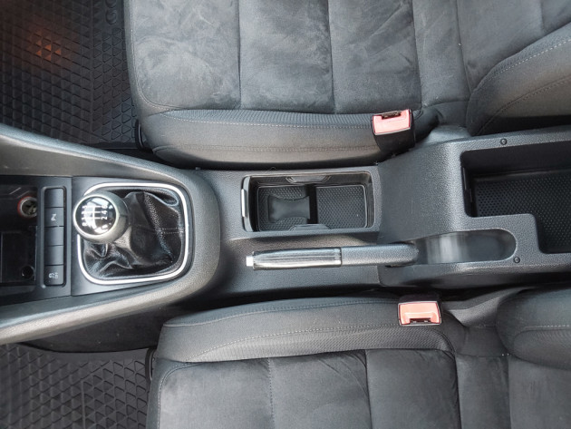 VW GolfVI 2.0 TDI 6ātr.Highline03.11` - attēls 15
