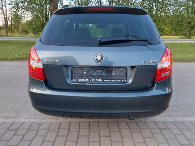 Skoda Fabia Ambition1.6TDi 66kw,07.14` - attēls 10