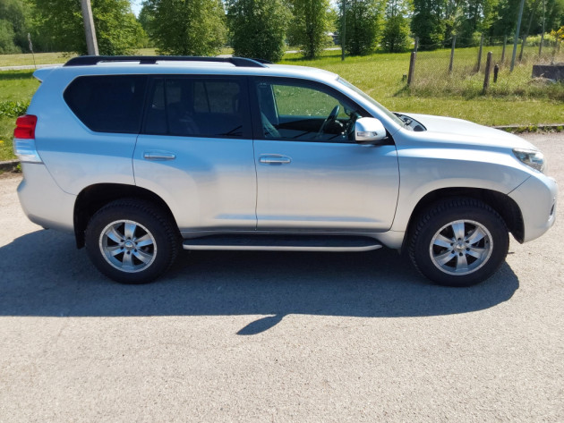 Toyota Land Cruiser 6ātr., 3.0TDi127kw,12.10` - attēls 6
